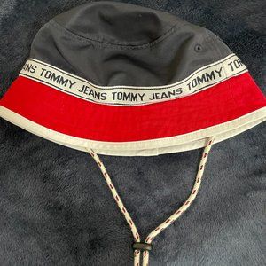 NEW Tommy Jeans bucket hat - one size